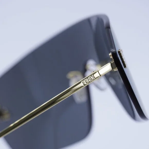 Fendi FE4121US 30X Sunglasses Endura Gold Shield Frame, Blue Mirror Lenses Fendi FE4121US 30X Sunglasses Endura Gold Shield Frame, Blue  main image 3